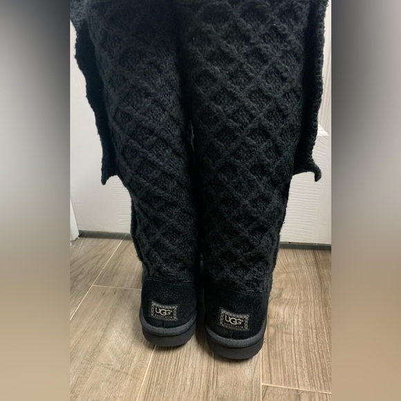 Ugg Australia Women’s Sweater Cardy Knit Boots - Size 9 - Picture 7 of 9